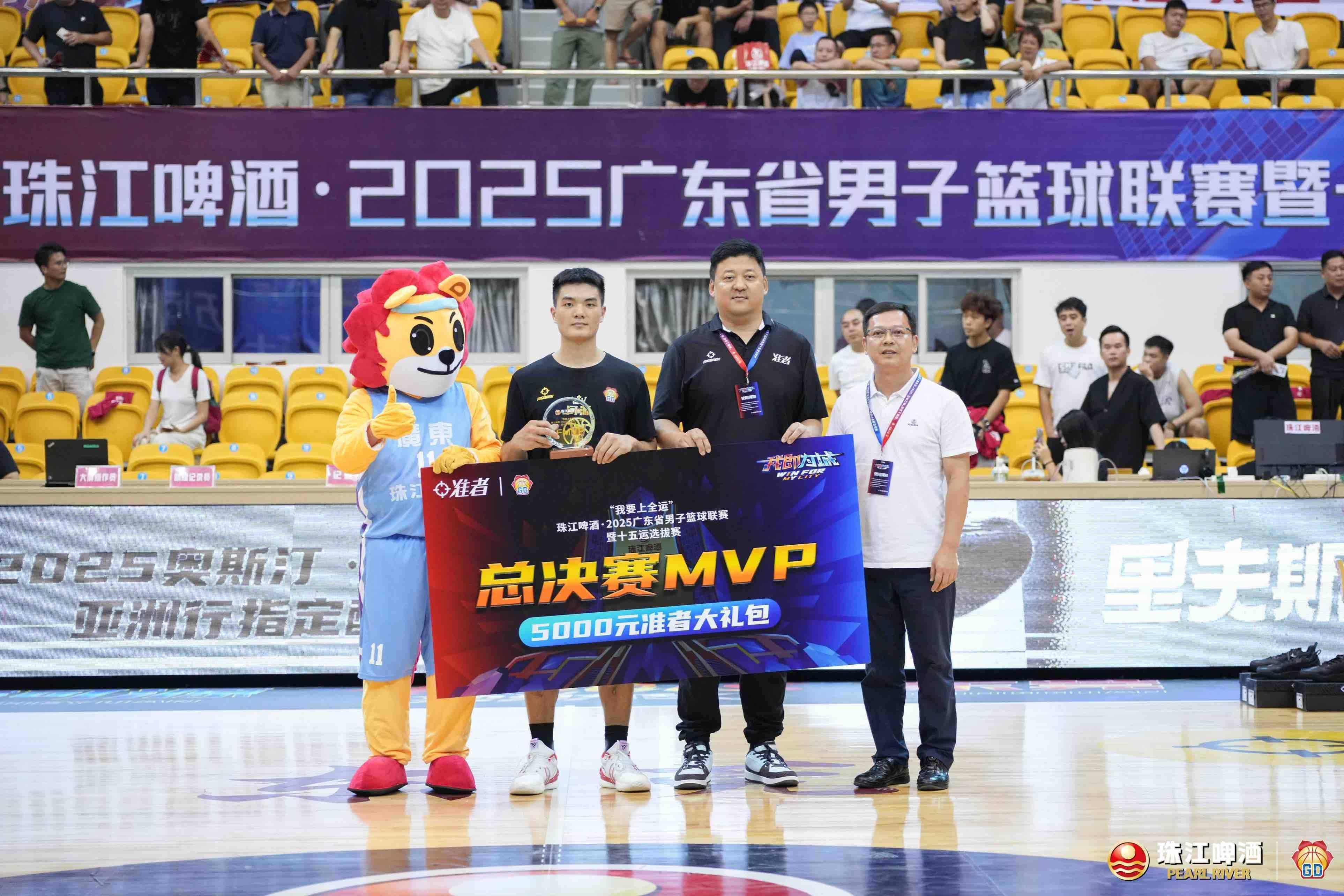 篮球赛场上值得期待,球员对冠军渴望 篮球赛场上值得期待,球员对冠军渴望