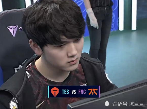 FNC翻盘KT,JackeyLove开启传奇时刻全球总决赛2:1(巴黎) FNC翻盘KT,JackeyLove开启传奇时刻全球总决赛2:1(巴黎)