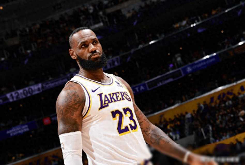 湖人队实力浮现！夺得关键胜利的简单介绍