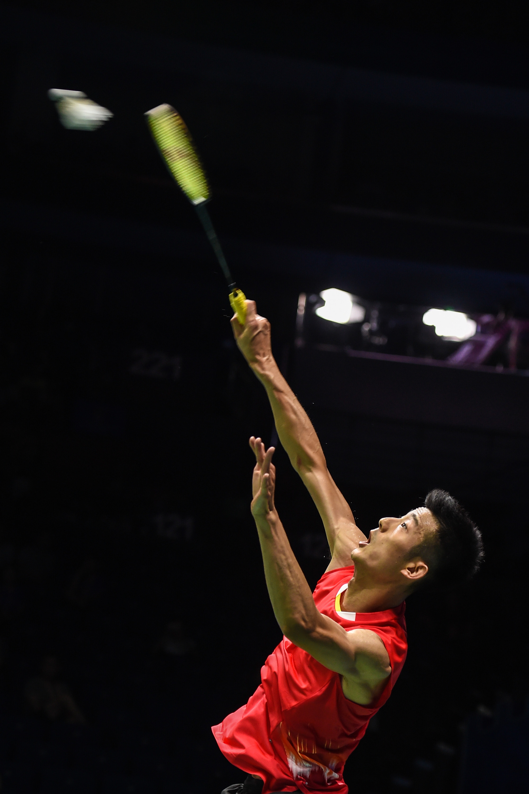 关于英格兰羽毛球队翻盘印度羽毛球队，谌龙统治全场的信息