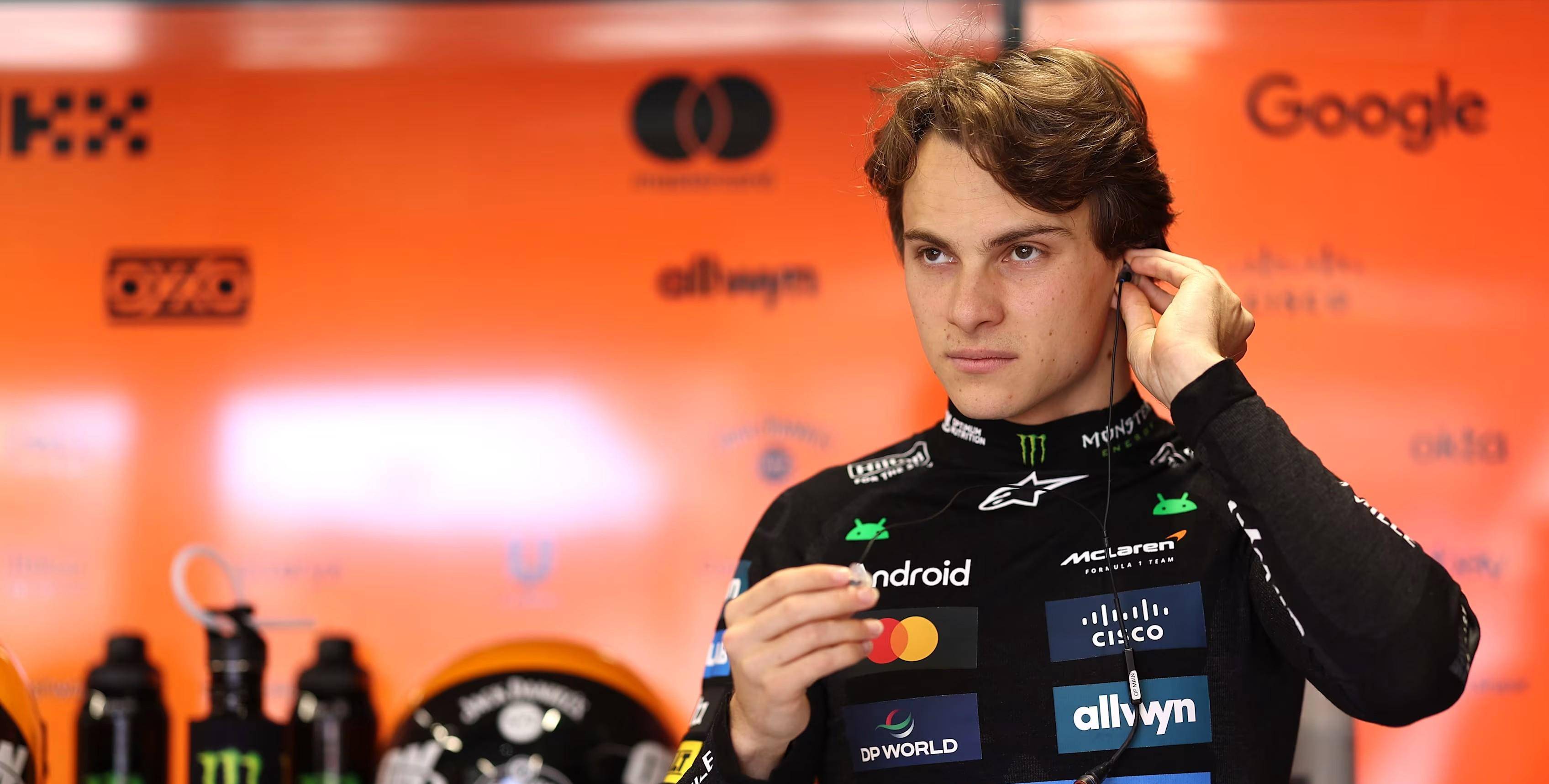 红牛车队绝杀红牛二队,皮亚斯特里统治全场的简单介绍 红牛车队绝杀红牛二队,皮亚斯特里统治全场的简单介绍